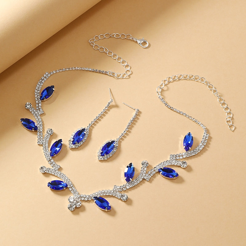 Luxurious Rhinestone Leaf Design Silver Plated Women's Earrings and Necklace Set