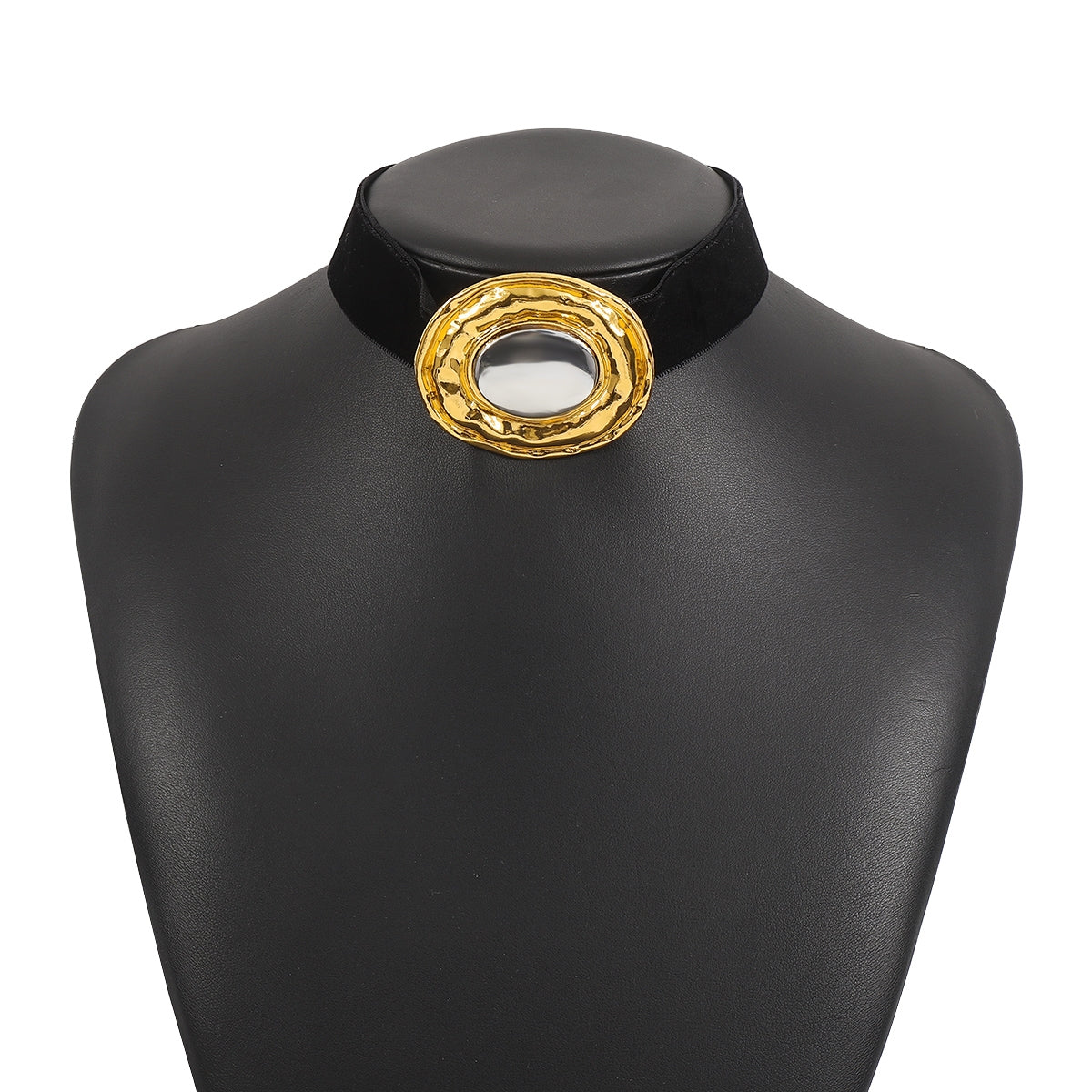 Modern Vintage Black Velvet Oval Alloy Women's Choker Necklace