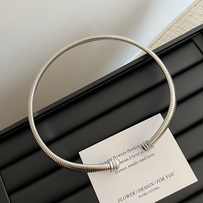 Modern Alloy Vertical Stripe Women's Choker Necklace