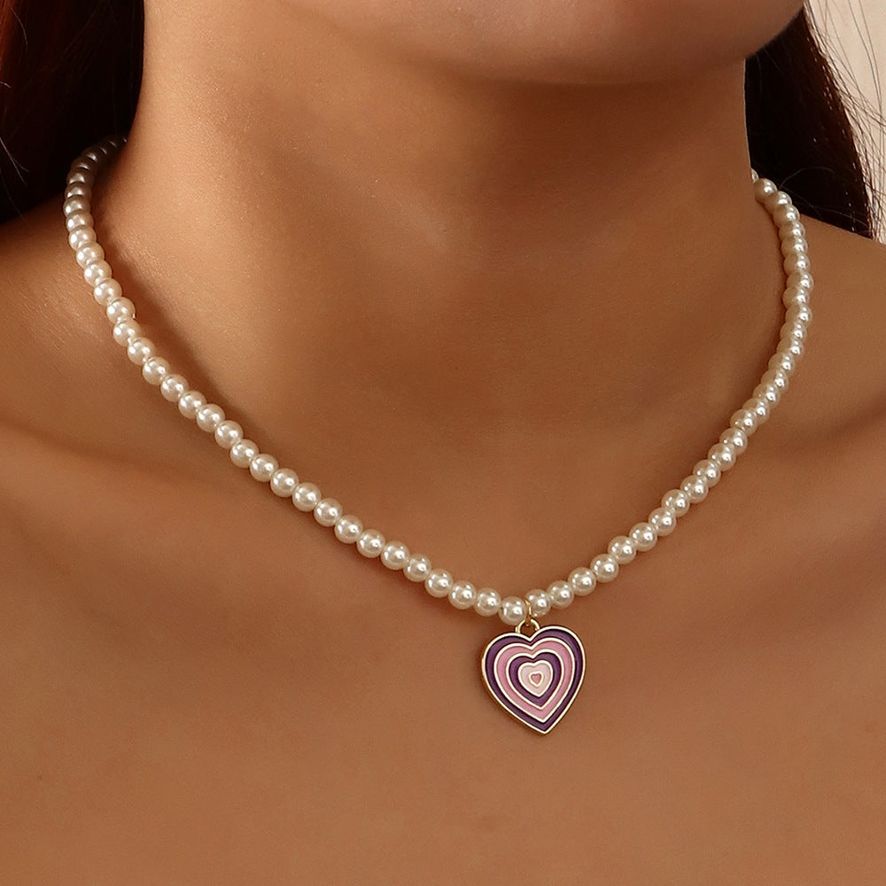 European American Style Pearl Necklace with Creative Retro Gradient Heart Design