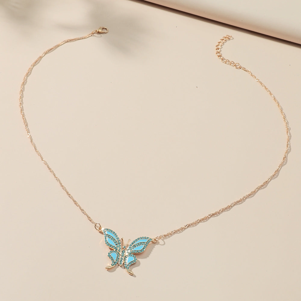 Rhinestone Butterfly Pendant Necklace - Fashion Statement Choker for Women