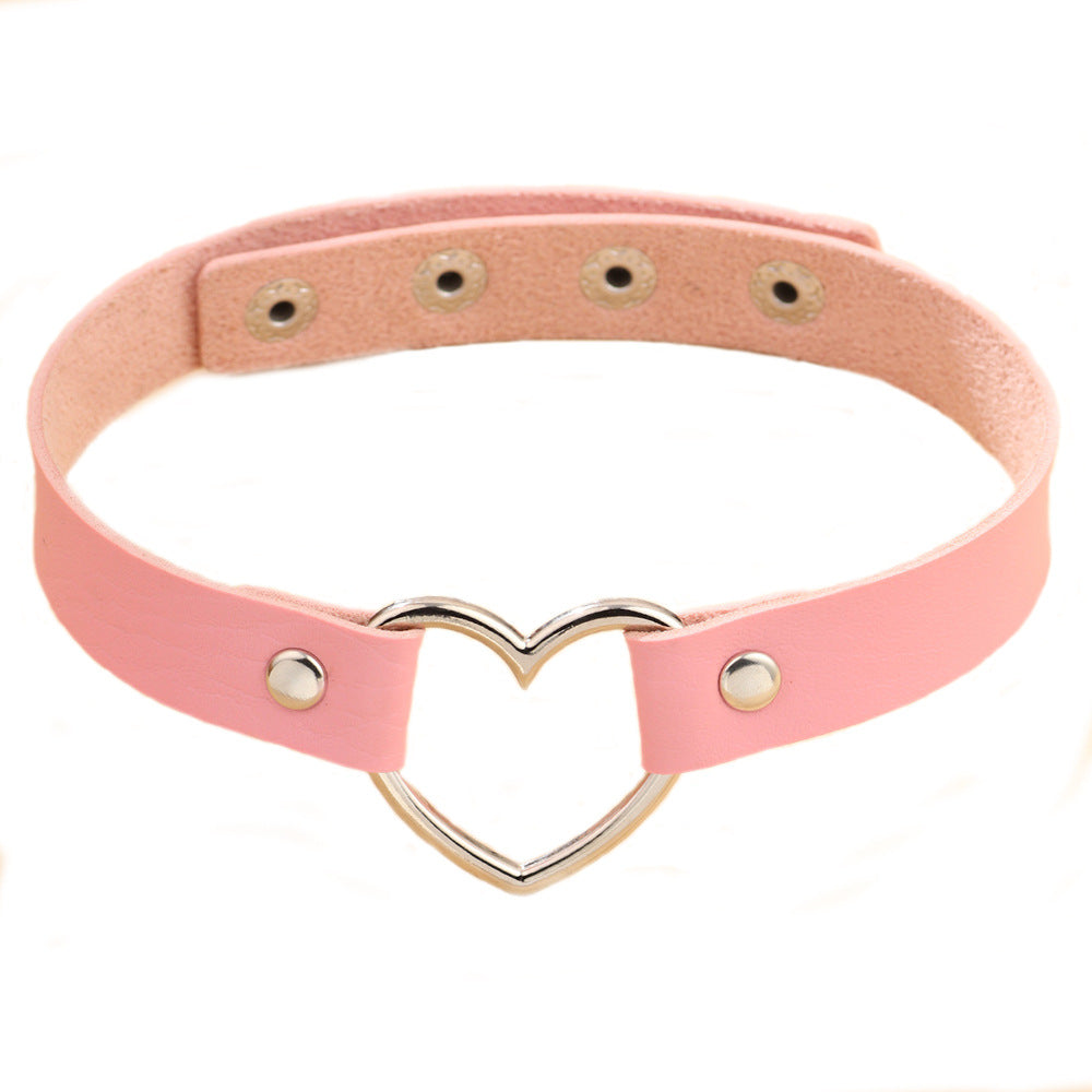 Fashion Heart Shape PU Leather Choker Necklace for Women