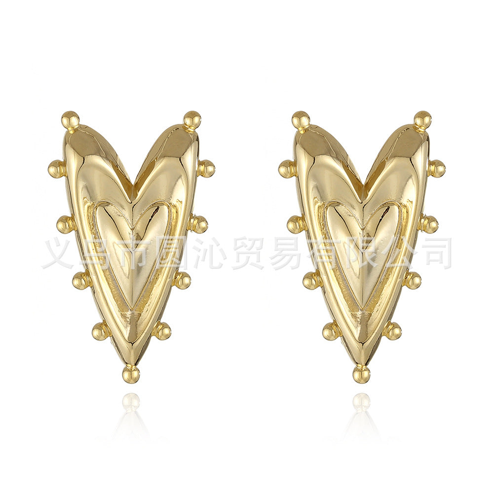 1 Pair Minimalist Heart Shape 24K Gold Plated Copper Stud Earrings