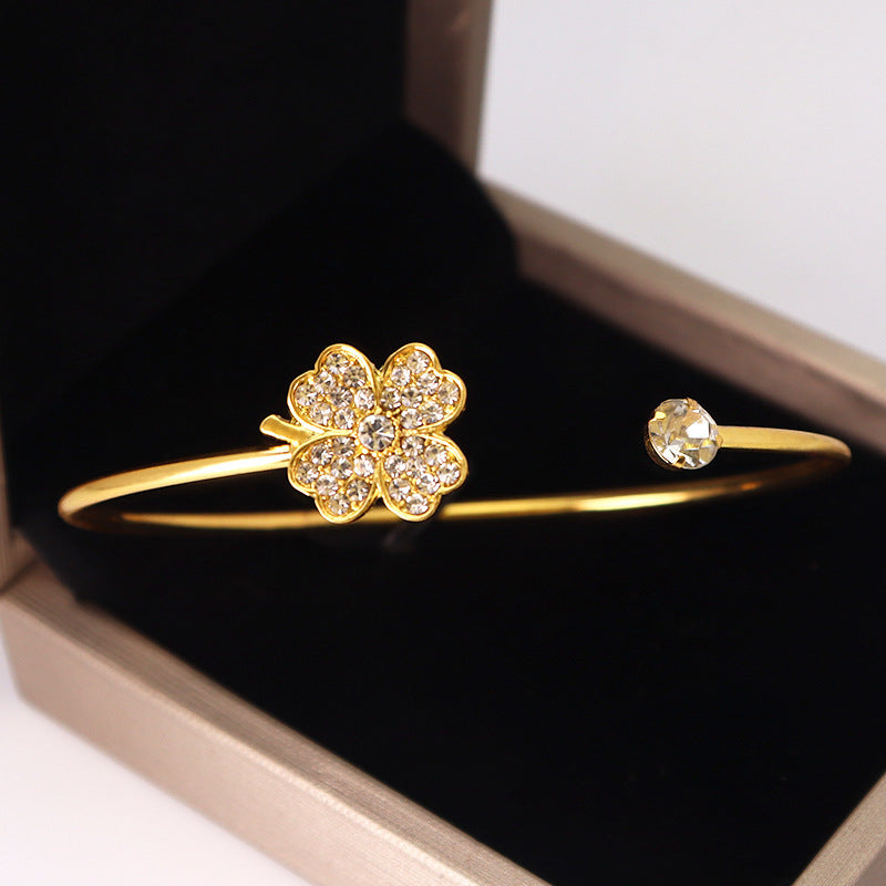 Lady Pastoral Flower Alloy Wholesale Bangle