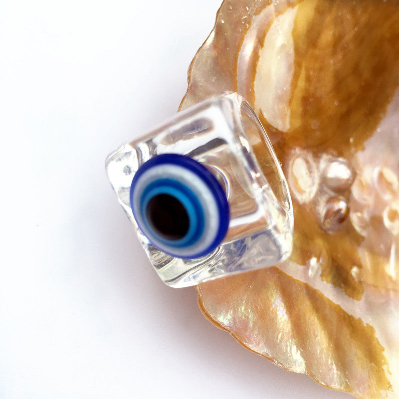 Retro Blue Eye Glitter Resin Square Ring