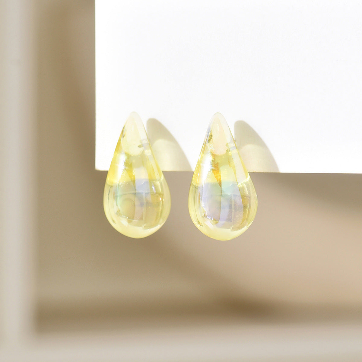 1 Pair Minimalist Water Droplet Acrylic Earrings