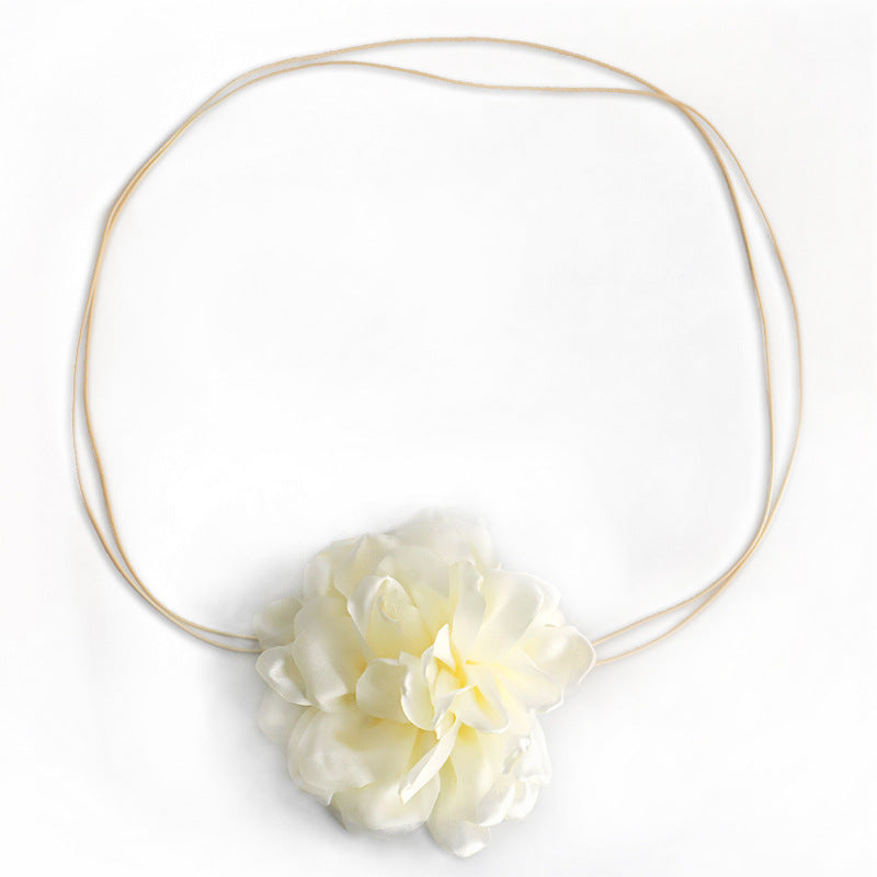 Elegant Floral Camellia Statement Choker Necklace for Women