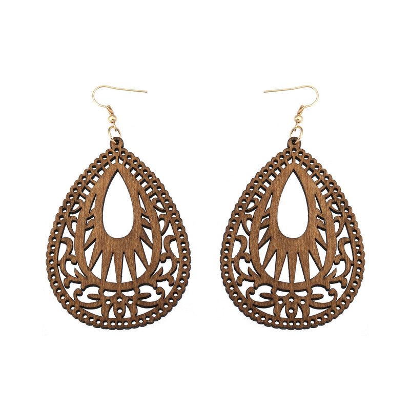 Retro Water Droplets Wood Hollow Out Women'S Drop Earrings 1 Pair