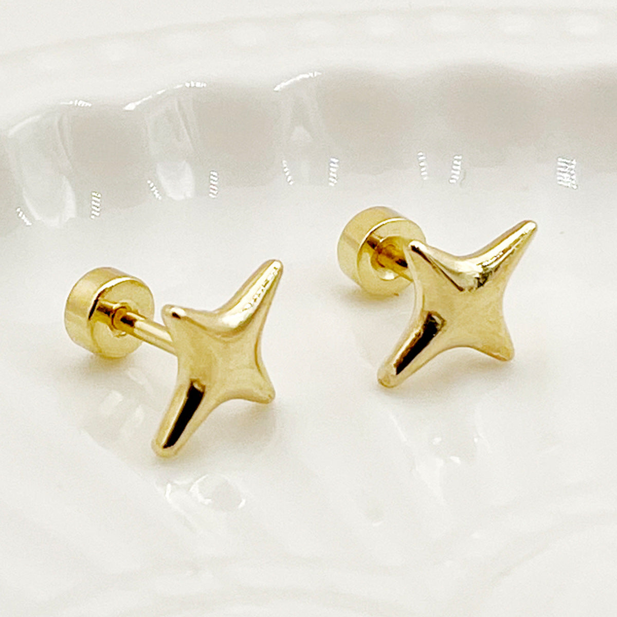 1 Pair Basic Simple Style Star Moon Heart Shape Plating Stainless Steel Gold Plated Ear Studs