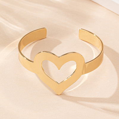 Elegant Heart Shape Openwork Bangle Bracelet 2024 Fashion Jewelry