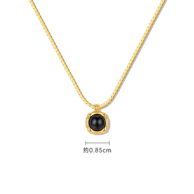 Retro Geometric Agate Pendant Necklace in 18k Gold Plated Copper Alloy