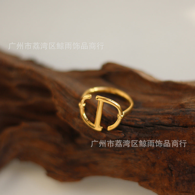 Wholesale Fashion Twist Rotating Wide 18K Gold Plated Titanium Steel Heart Ring