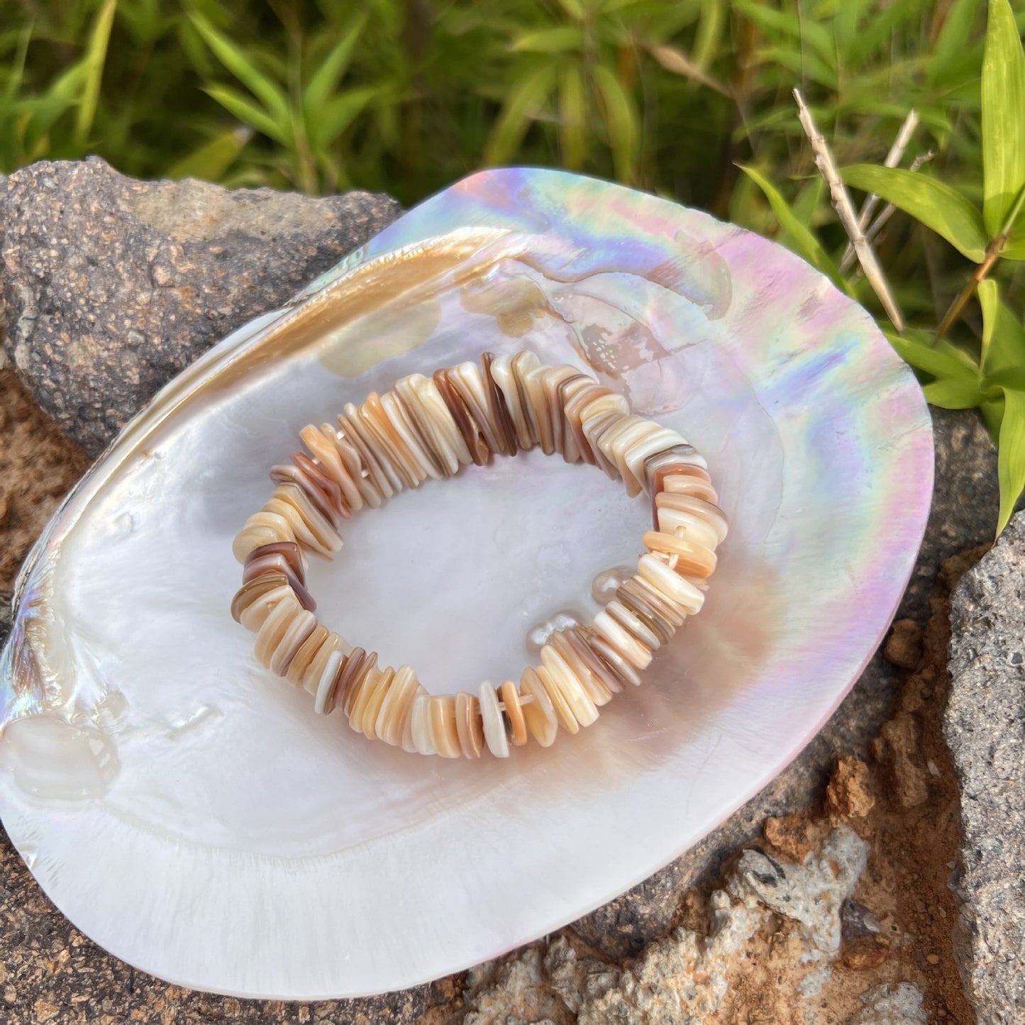 Geometric Shell Irregular Women's Bracelet - Ocean Inspired Layered Design