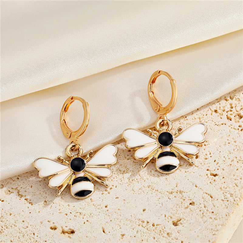 European American 3D Bee Insect Creative Earrings