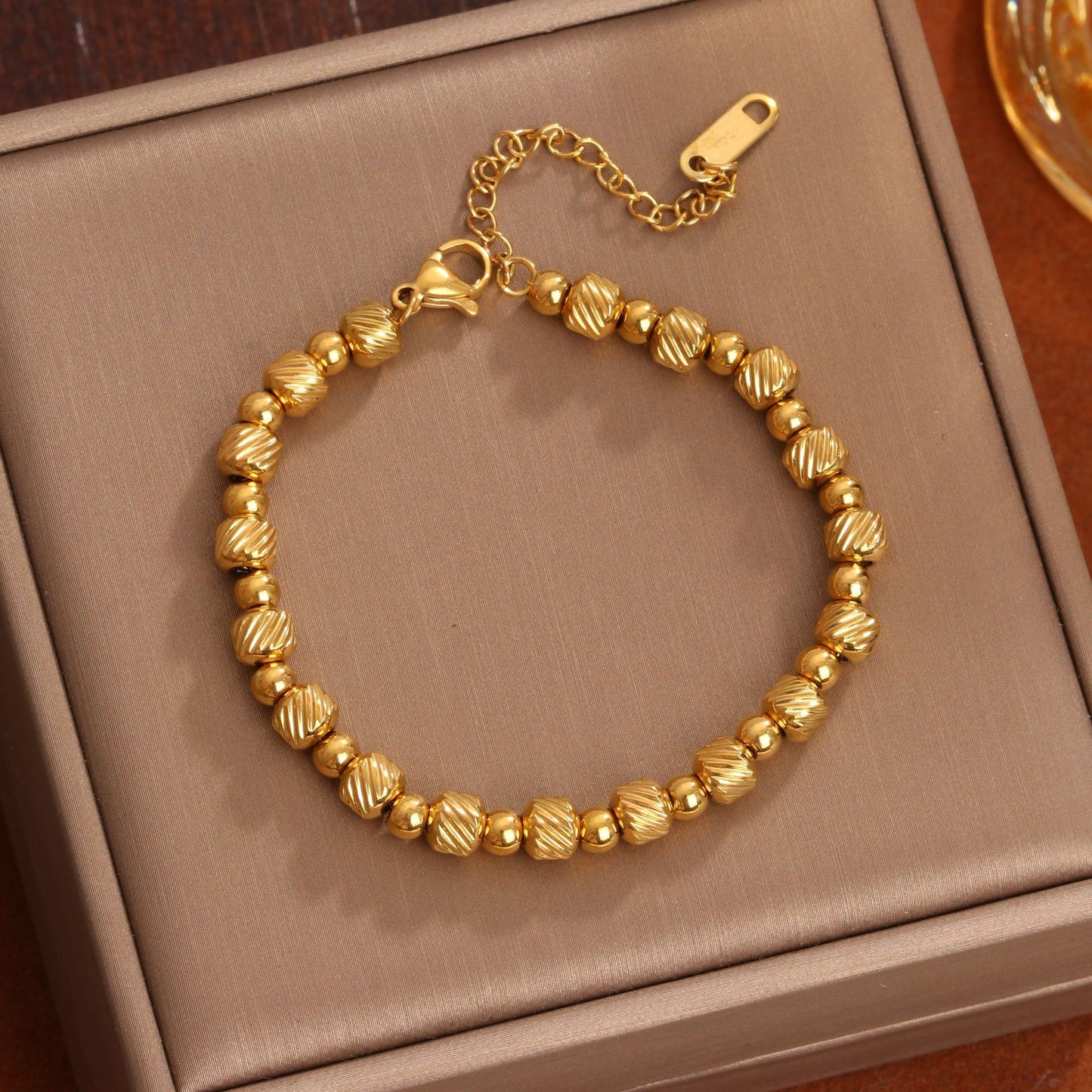 18K Gold Plated Titanium Steel Round Beaded Bracelet with Gold and Silver Color-Blocked Design