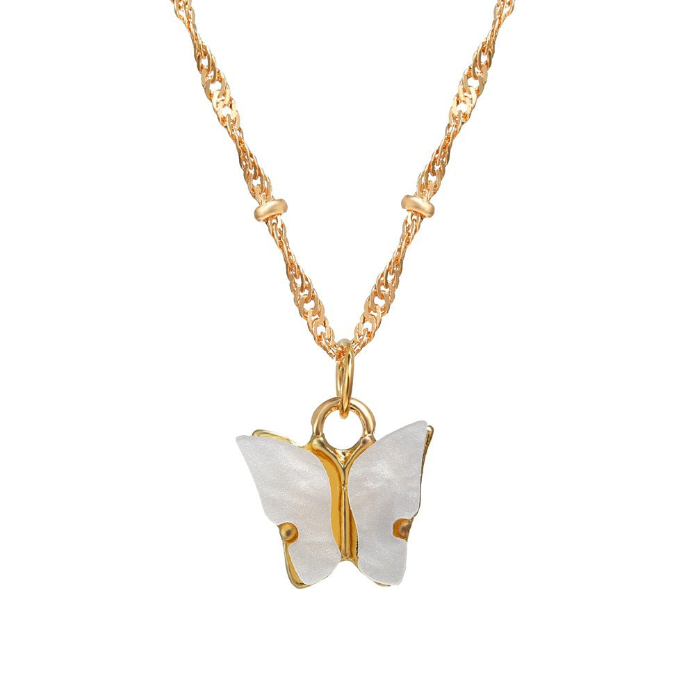 European Acrylic Butterfly Pendant Necklace with Creative Pearl Clavicle Chain