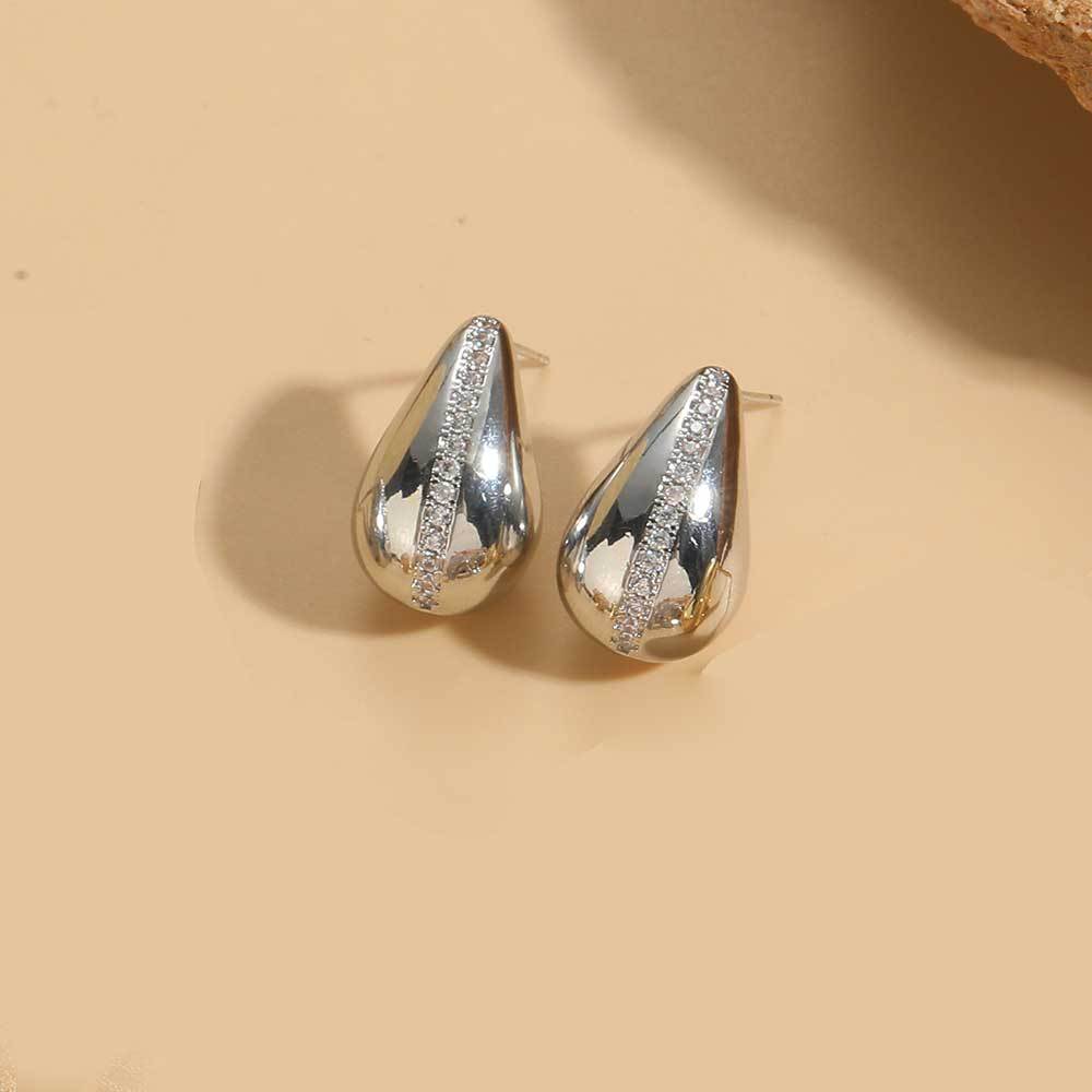 Elegant Glam Hammered Water Drop Zircon Copper Earrings