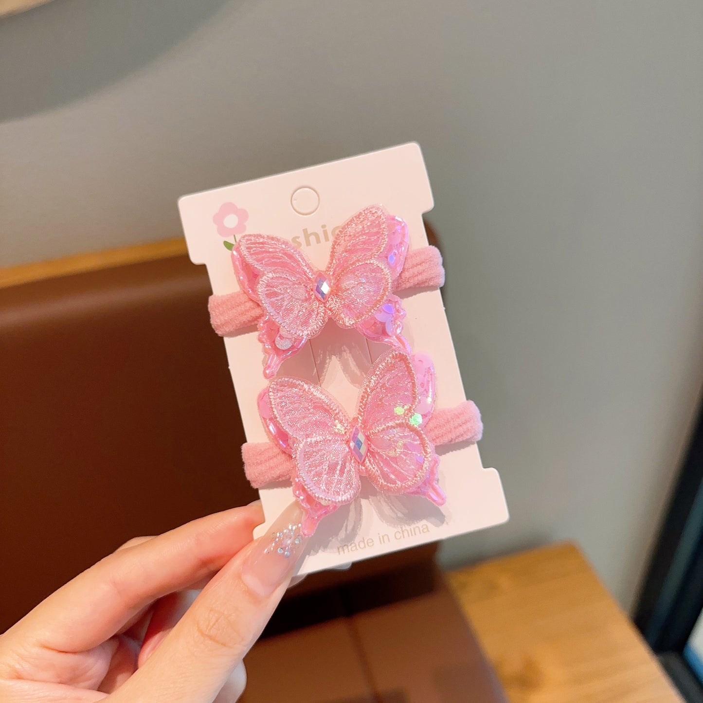 Sweet Butterfly Embroidered Pearl Hair Clip for Girls