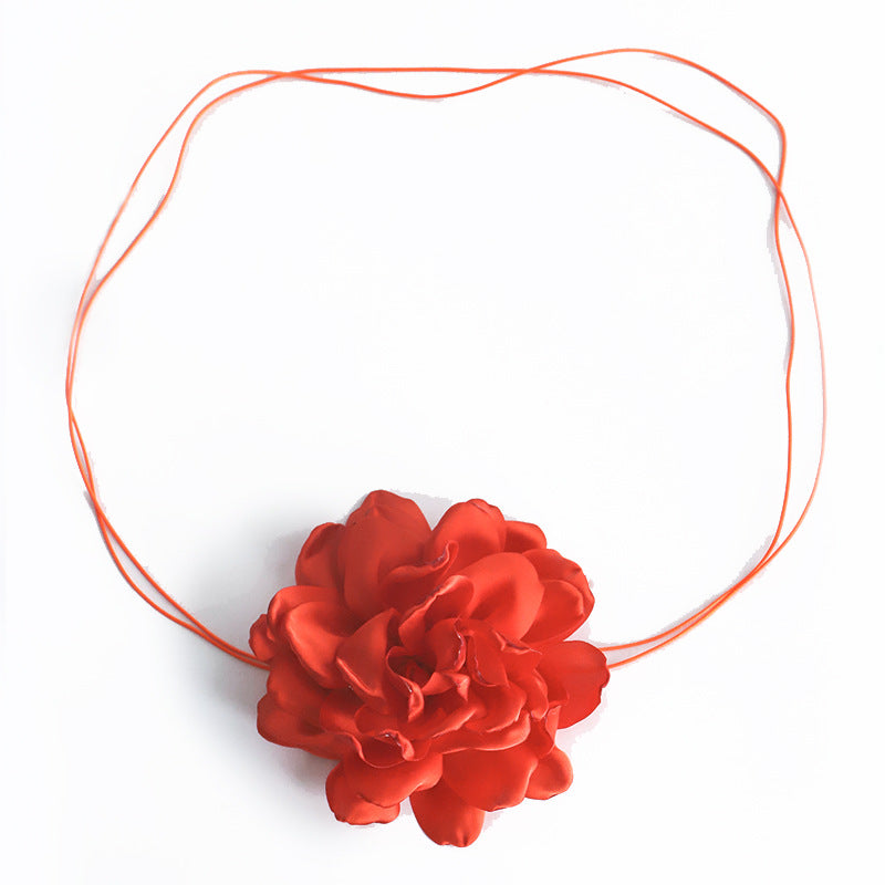 Elegant Floral Camellia Statement Choker Necklace for Women