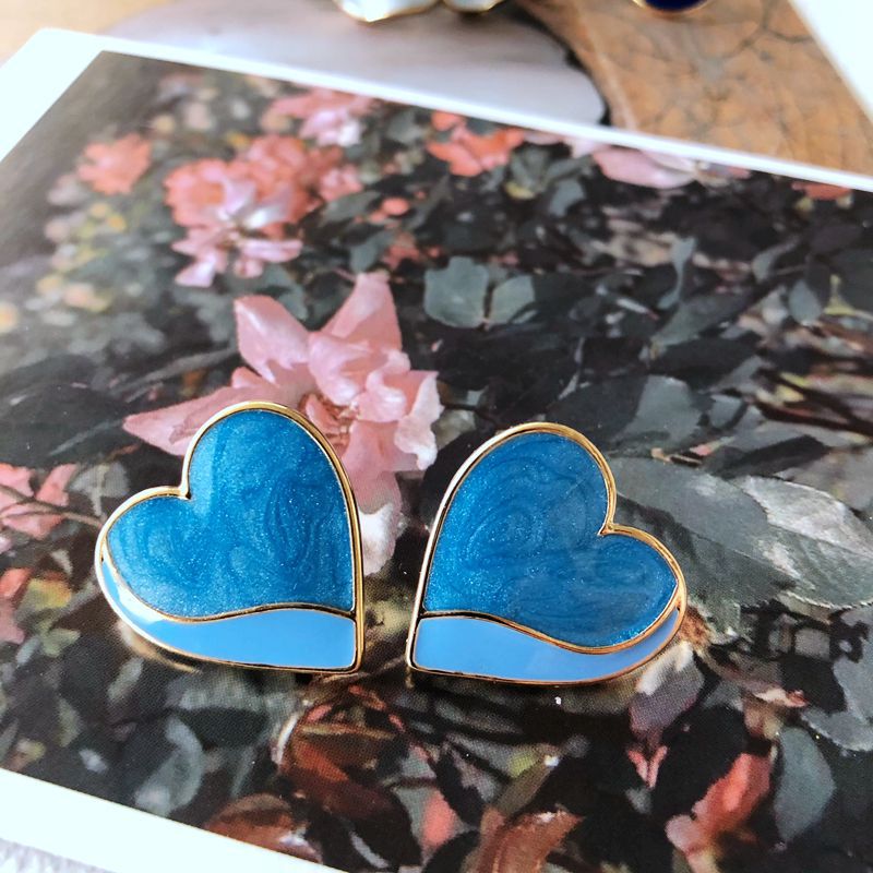 Vintage Heart Shape Alloy & Mystic Blue 925 Silver Stud Earrings with Enamel Flower Design