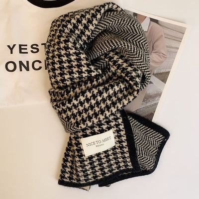 Women's Classic Houndstooth Knit Scarf - Stylish and Warm Reversible Design