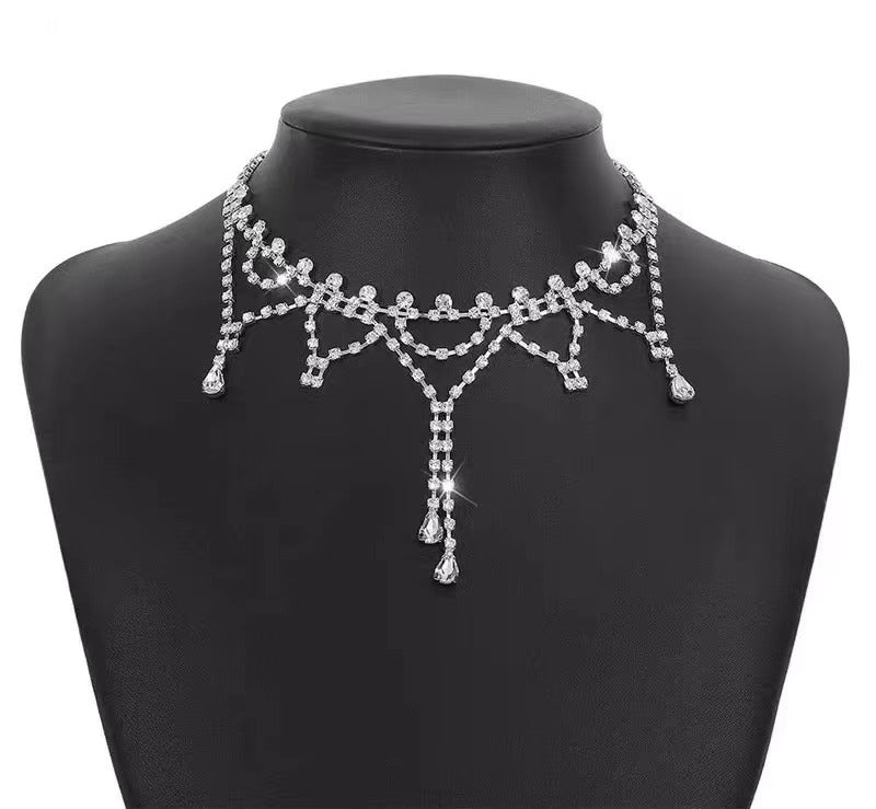 Simple Shiny Rhinestone Inlay Women's Choker Necklace 2024 Trendy Design