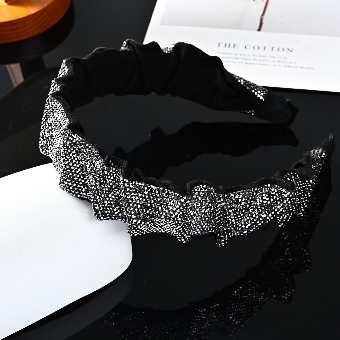 Retro Geometric Rhinestone Embellished Hairband