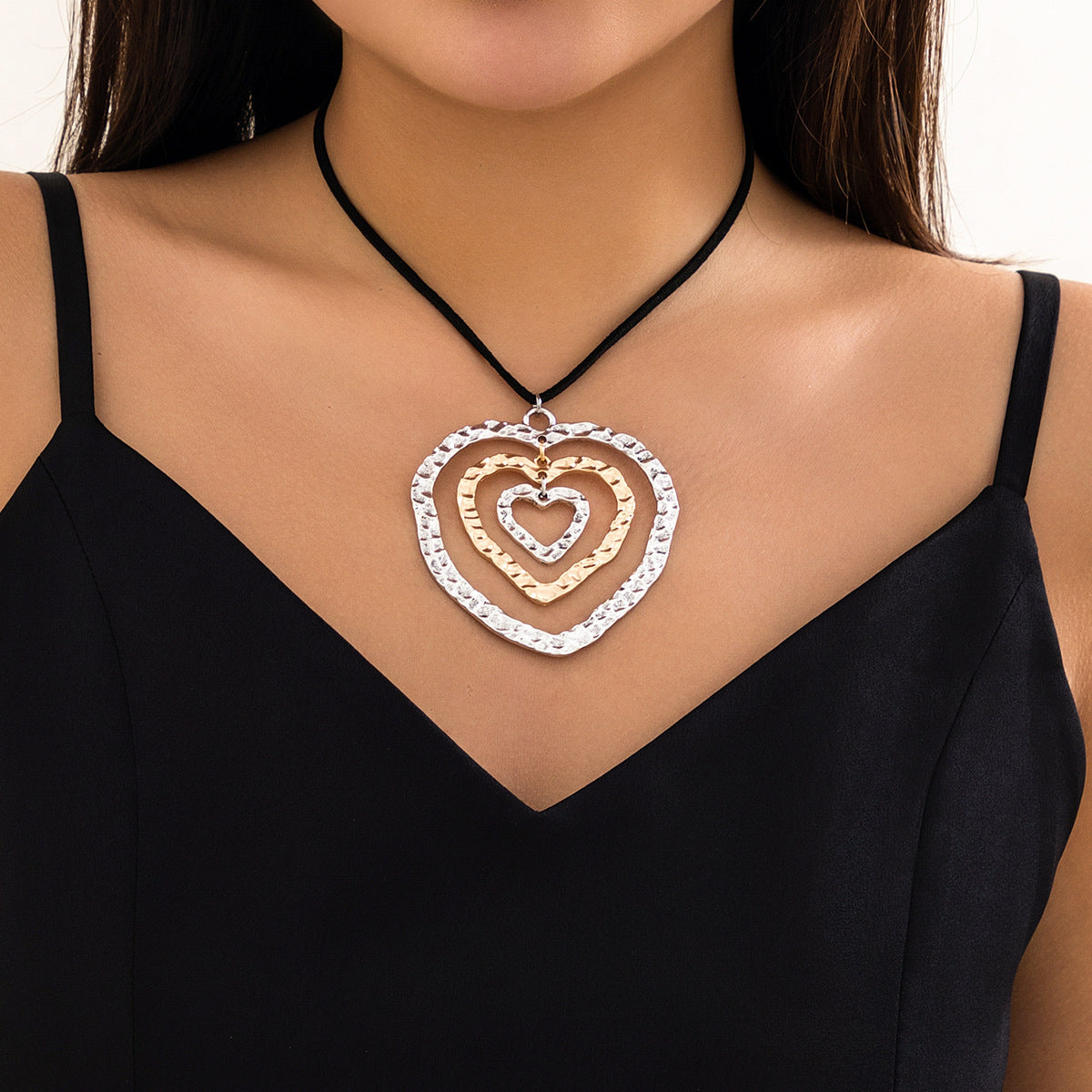 Vacation Beach Heart Shape Alloy Pendant Necklace with Adjustable Wax Cord