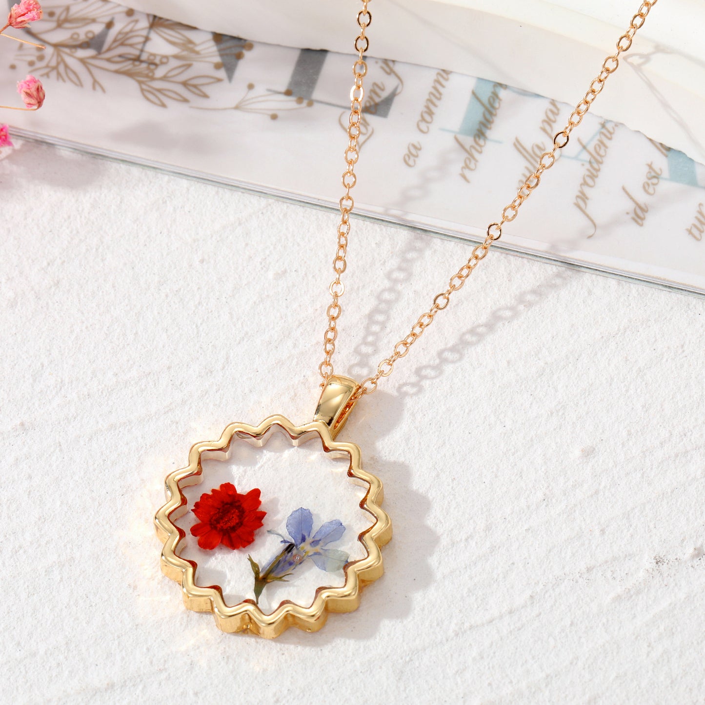 Bohemian Natural Dried Flower Resin Pendant Necklace for Women