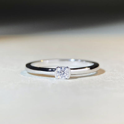 Sterling Silver Moissanite Inlay High Carbon Diamond Ring