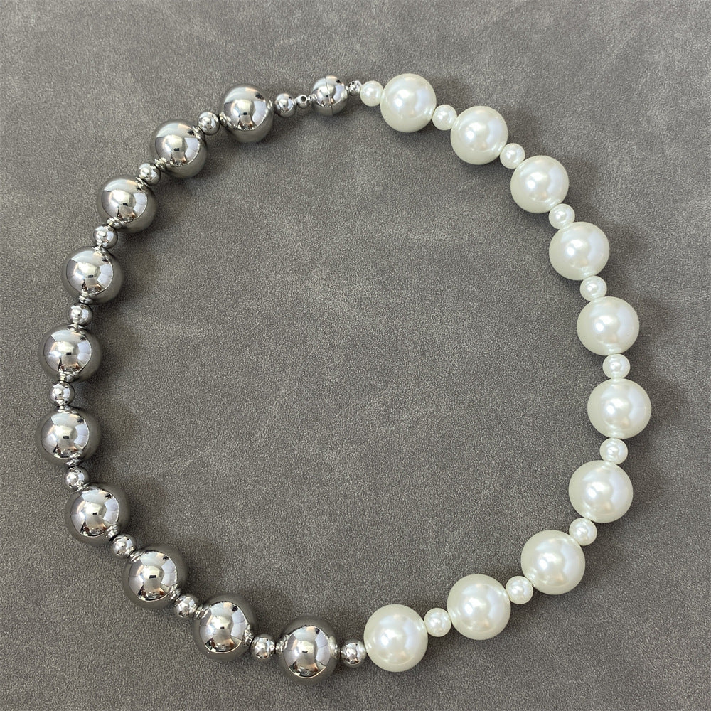 Elegant Geometric Glass Pearl Beaded Necklace with Magnetic Clasp