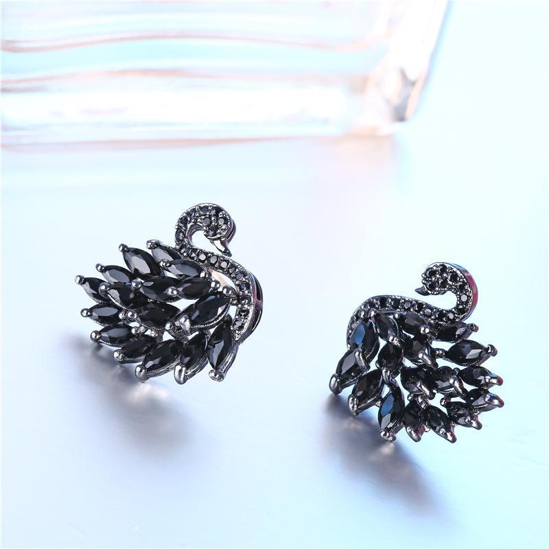 1 Pair Elegant Swan Gradient Zircon White Gold Plated Stud Earrings