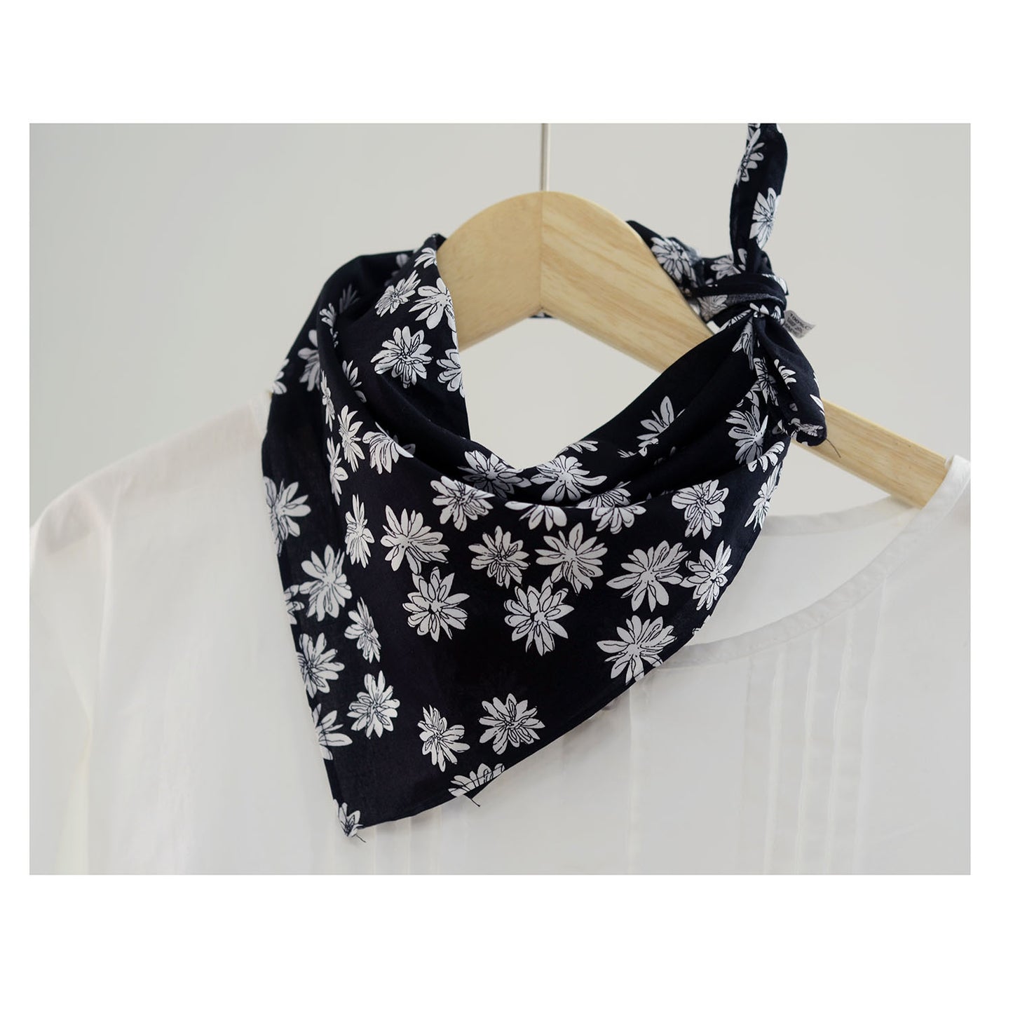 Women's Color Block Floral Cotton Scarf and Headband