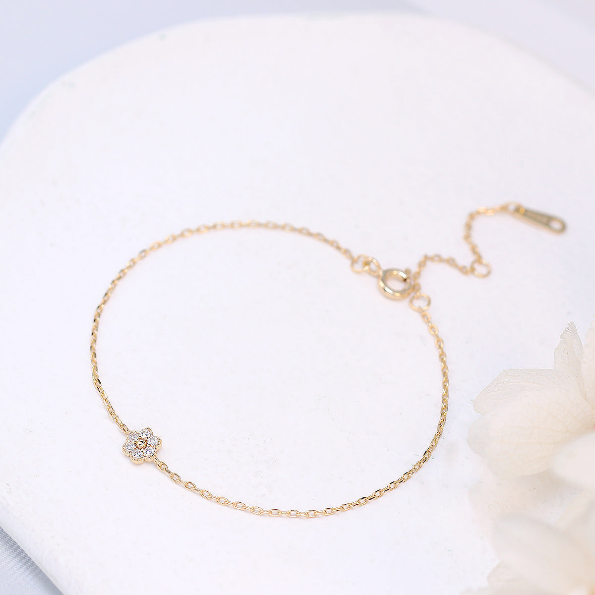 Sweet Flower 925 Silver Gold-Plated Zircon Bracelet for Women