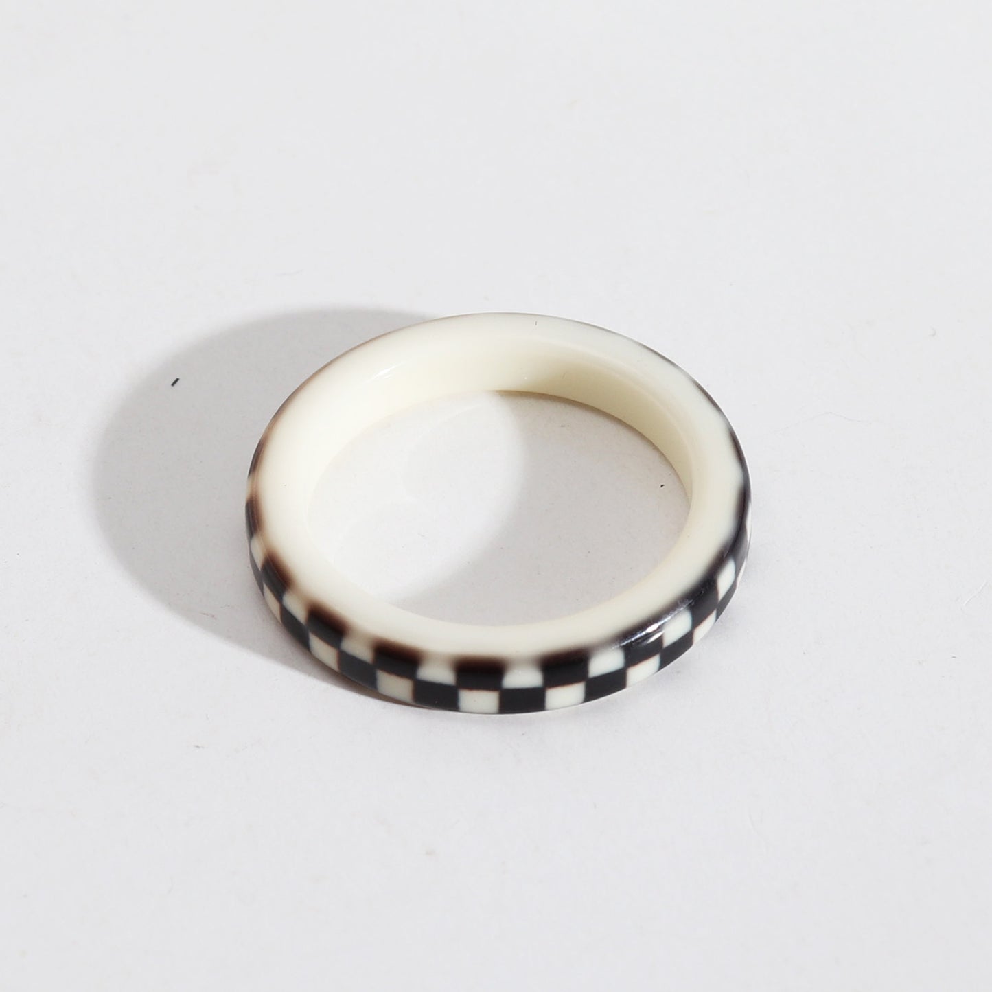 Simple Style Gradient Color Acrylic Resin Women's Fashion Ring