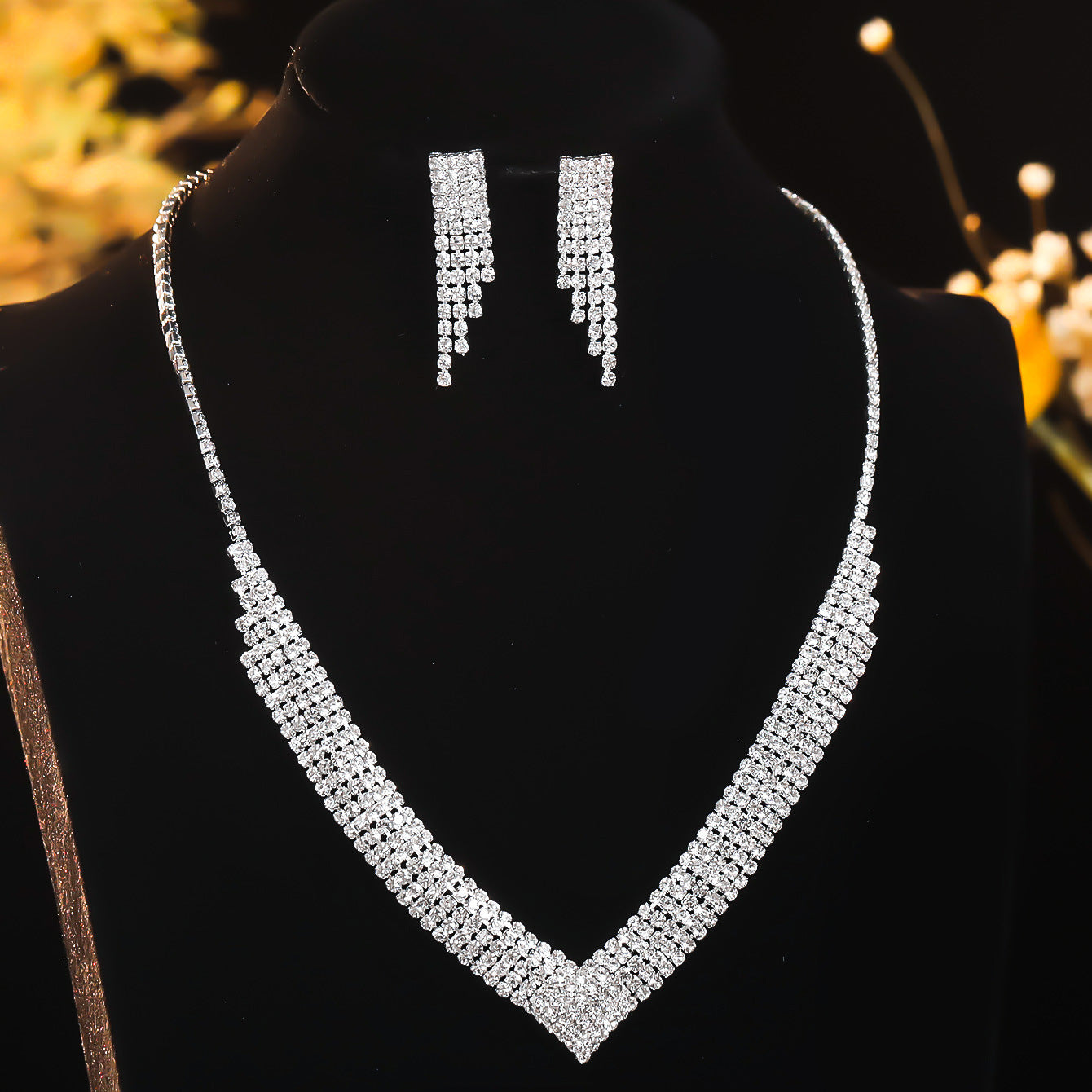 Elegant Rhinestone Inlay Bridal Jewelry Set - Necklace and Earrings