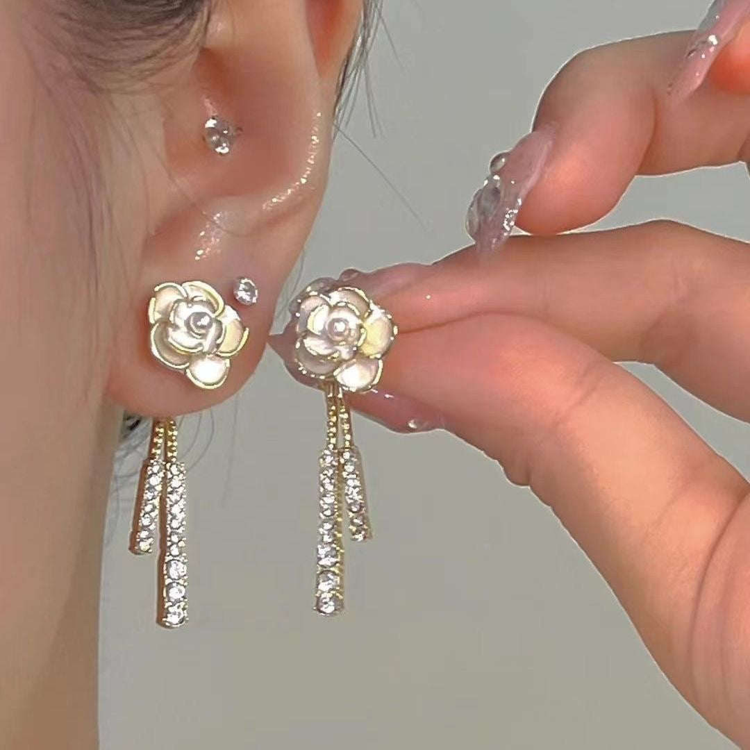 1 Pair Fashion Water Droplets Heart Shape Flower Alloy Inlay Artificial Pearls Rhinestones Women's Drop Earrings