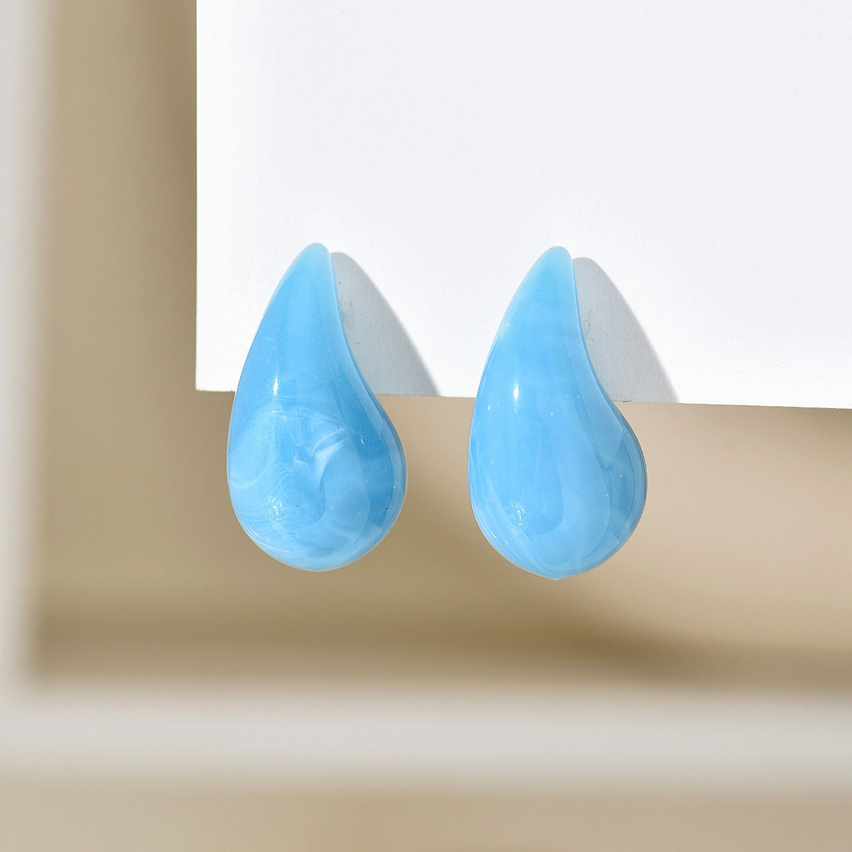 1 Pair Minimalist Water Droplet Acrylic Earrings