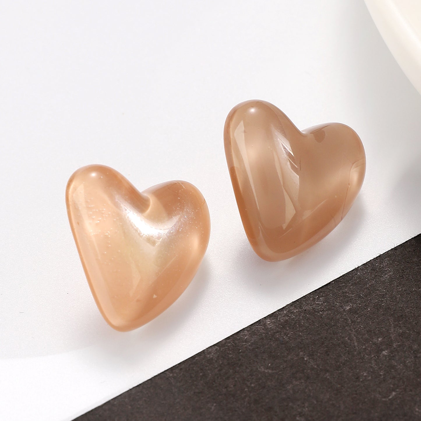 Sweet Heart Shape Colorful Resin Ear Studs for Women