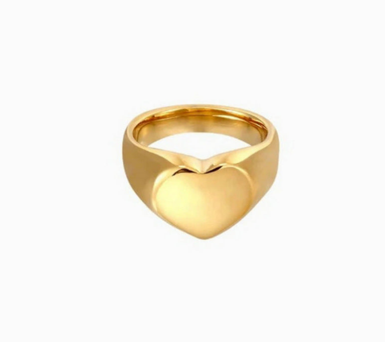 Retro 18k Gold Plated Stainless Steel Heart Ring