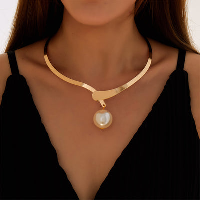 Elegant Pearl Alloy Choker Necklace for Women