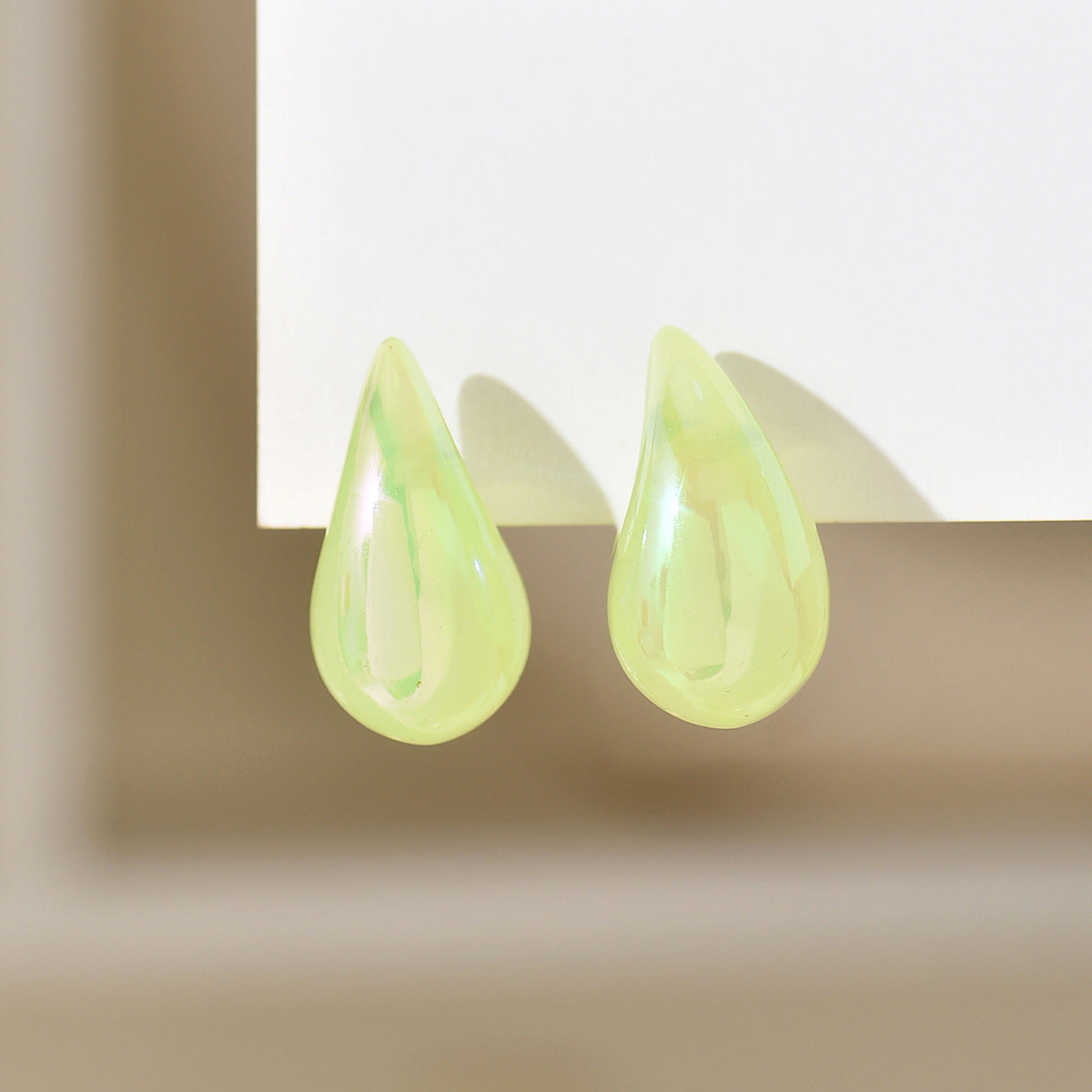 1 Pair Minimalist Water Droplet Acrylic Earrings