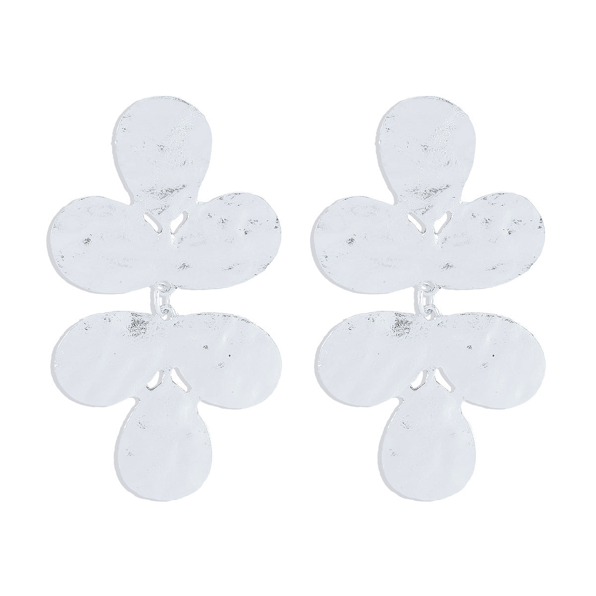 Elegant Vintage Flower Alloy Pendant Necklace and Earrings Set