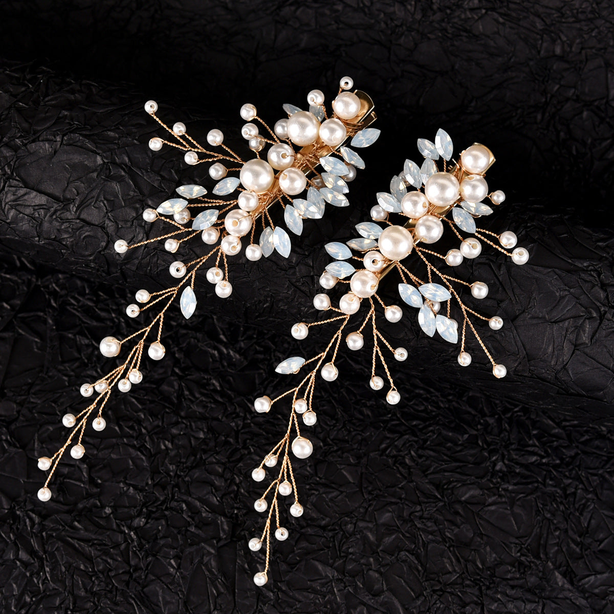 Women's Elegant Rhinestone and Pearl Hair Clip Set