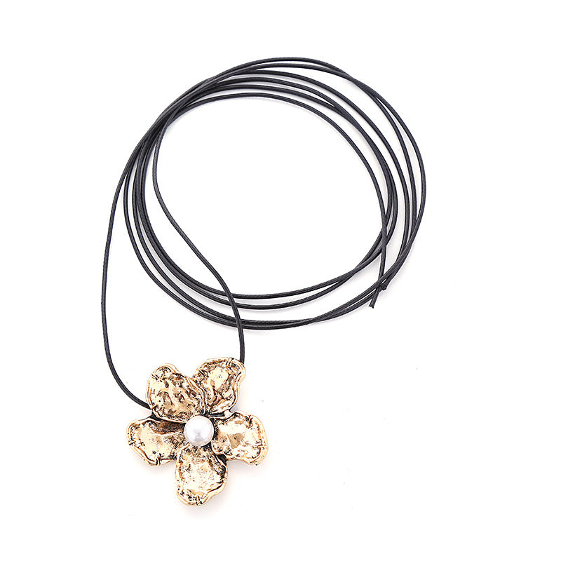 Exaggerated Heart and Pearl Flower Pendant Long Choker Necklace