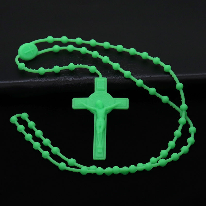 Casual Retro Glow-in-the-Dark Plastic Bead Pendant Necklace