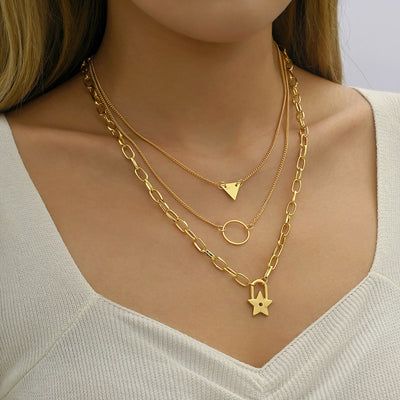 Layered Geometric Star and Circle Pendant Necklace in Gold Plated Zinc Alloy