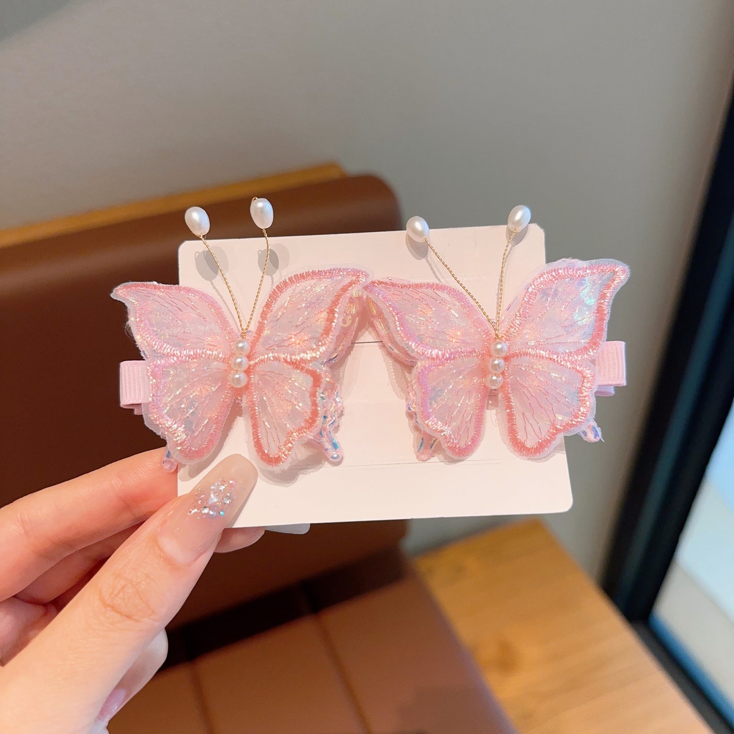 Sweet Butterfly Embroidered Pearl Hair Clip for Girls