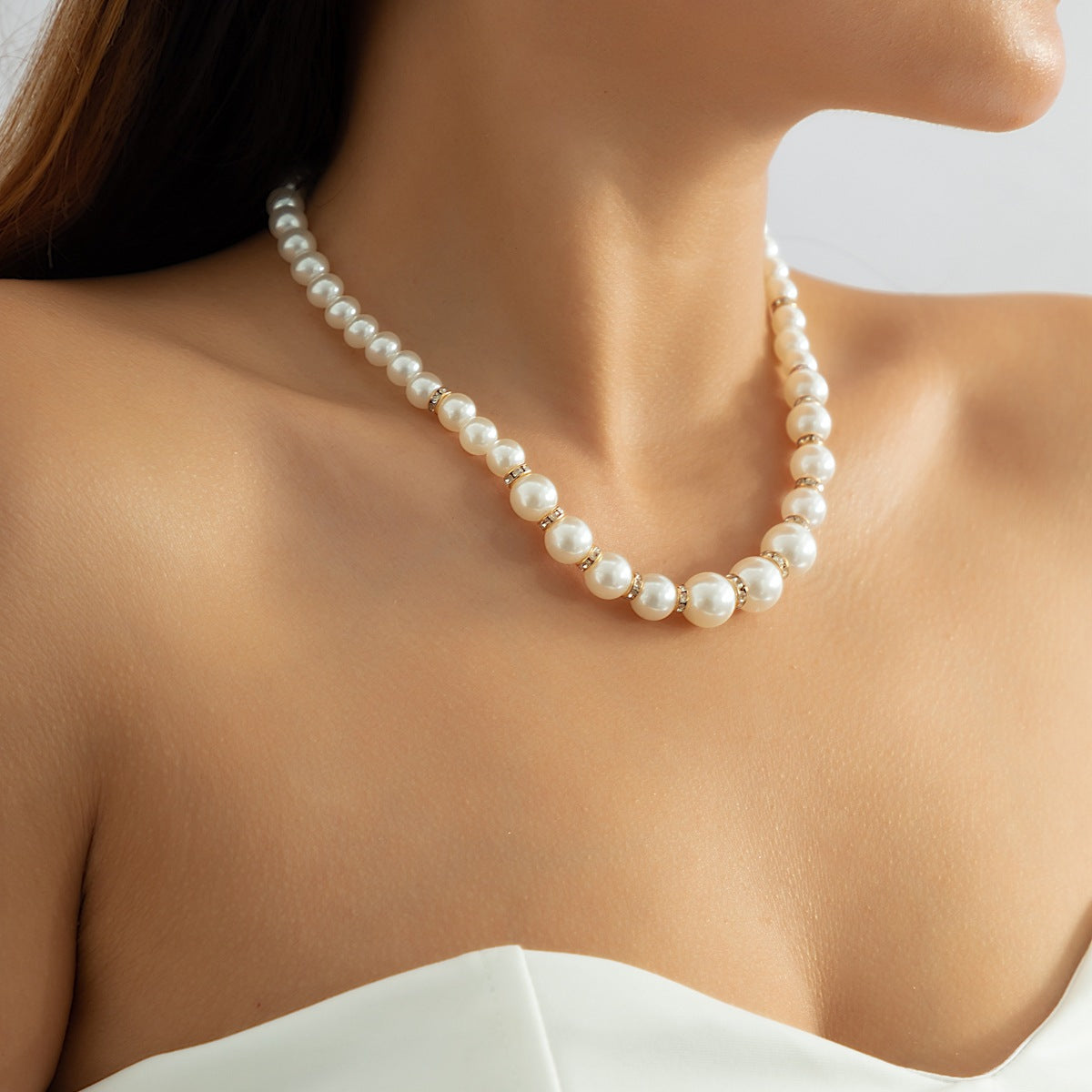 Elegant Geometric Pearl Rhinestone Choker Necklace