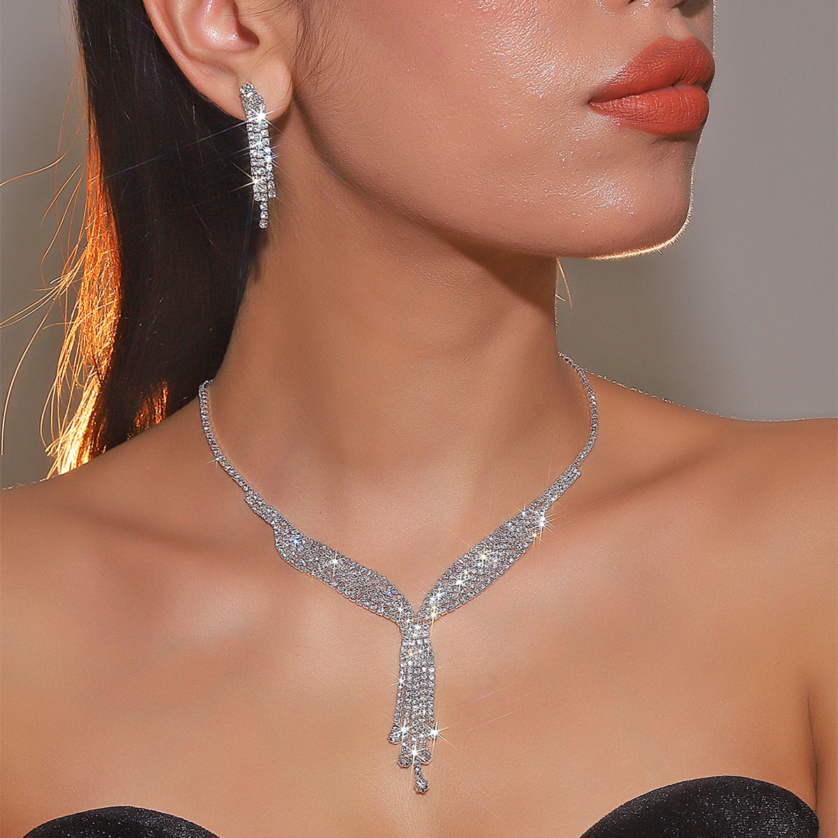 Elegant Crystal Rhinestone Necklace and Earring Set